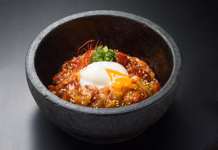 海鮮ユッケ丼