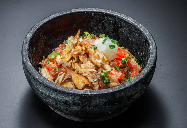 沼津名産　干物となめろう丼