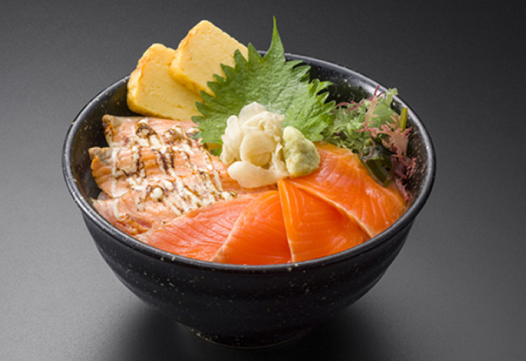 サーモン丼
