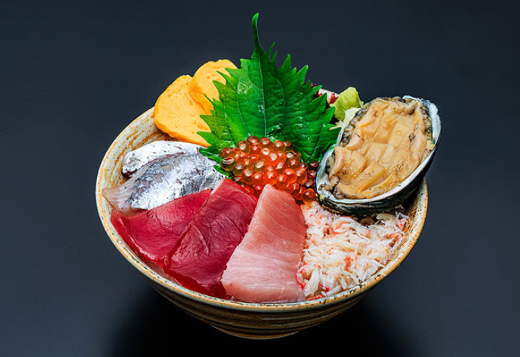 特上海鮮丼